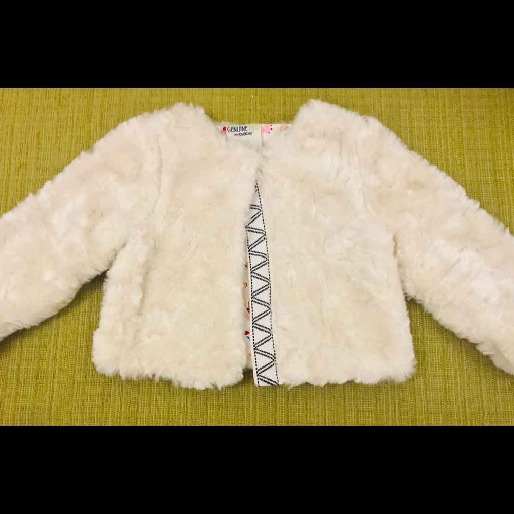 NWOT Osh’Kosh Target Faux Fur Coat size 18months